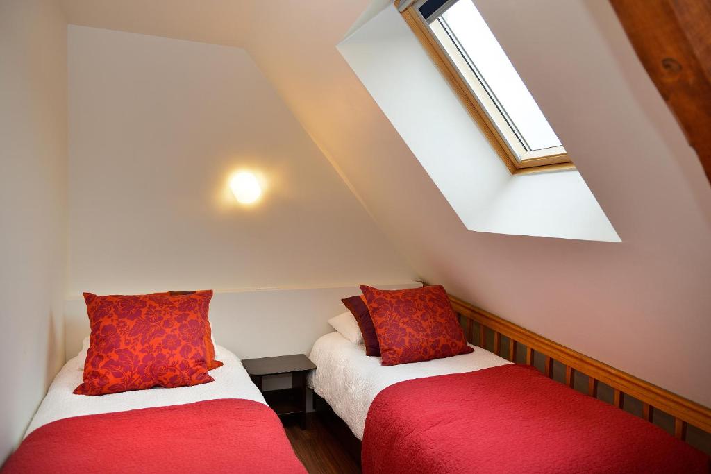 Logis Hôtels Le Saint Georges - Quadruple Room