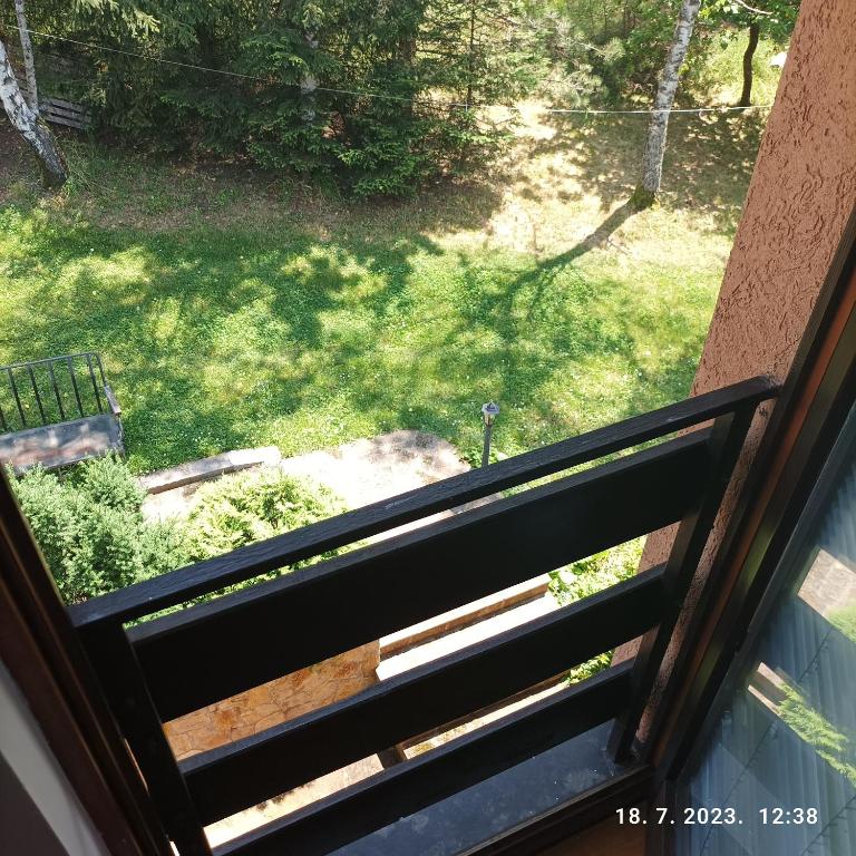 Jardín al aire libre en Apartments Dobra Vila
