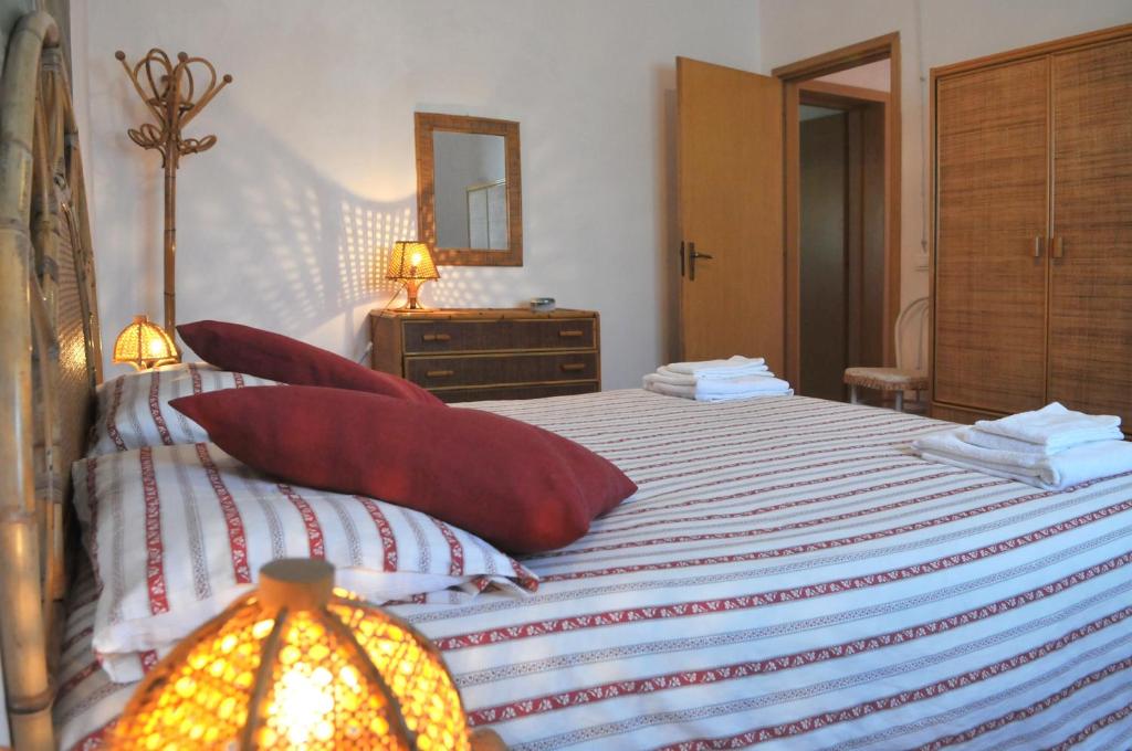 Postel nebo postele na pokoji v ubytování Cala Bernardo Apartment