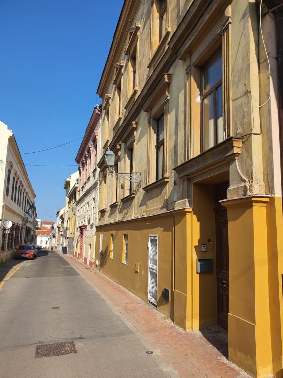 City Center Apartman 7621 Pécs, 12 Mátyás király utca 1em 2 kép - 1