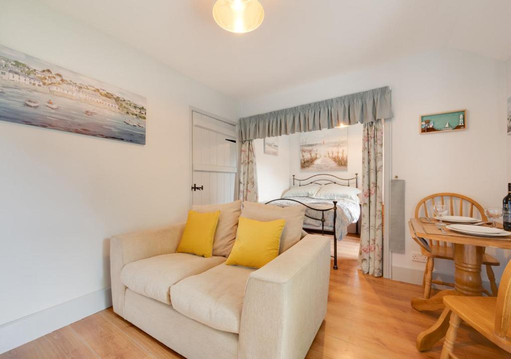 Bocs Bach Little Box - Housity