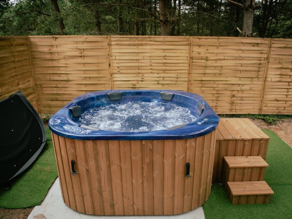 Domki Marzeń w Marzyszu z OPCJĄ Jacuzzi & Sauna - Superior Chalet