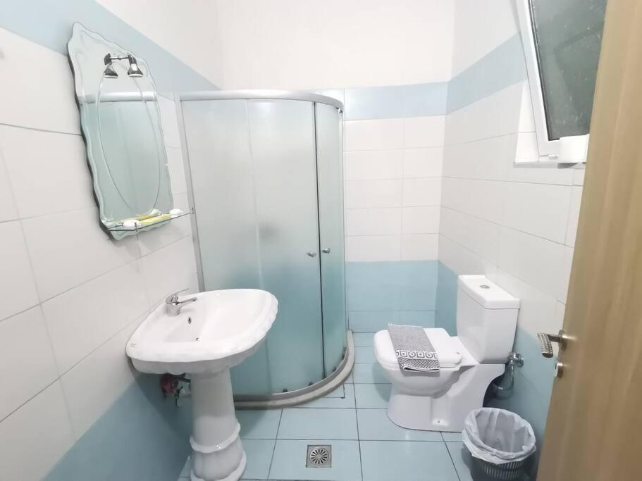 Royal Apartment - Image 8