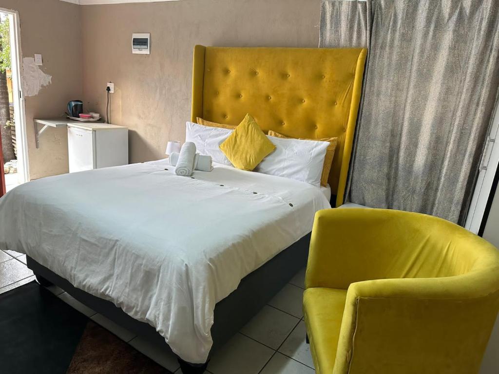 Katil atau katil-katil dalam bilik di Super classic guest house