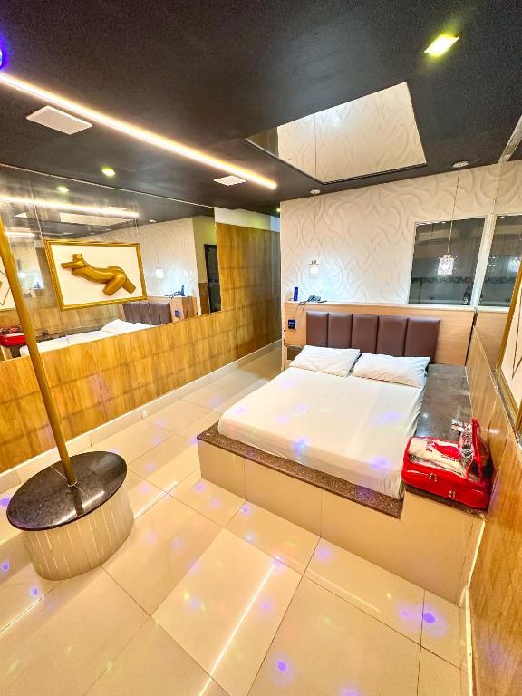 Shopping Motel - Appartement D'une Chambre