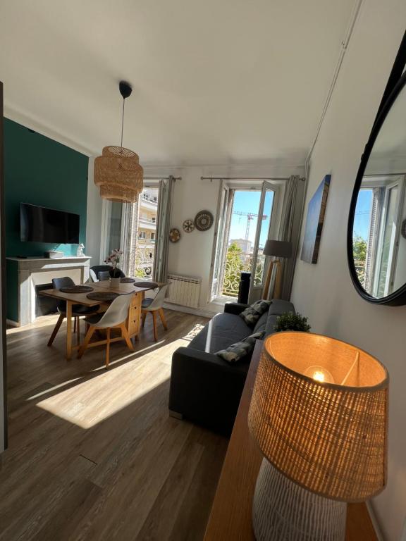 Splendide Appartement Joliette parking securisé - One-Bedroom Apartment