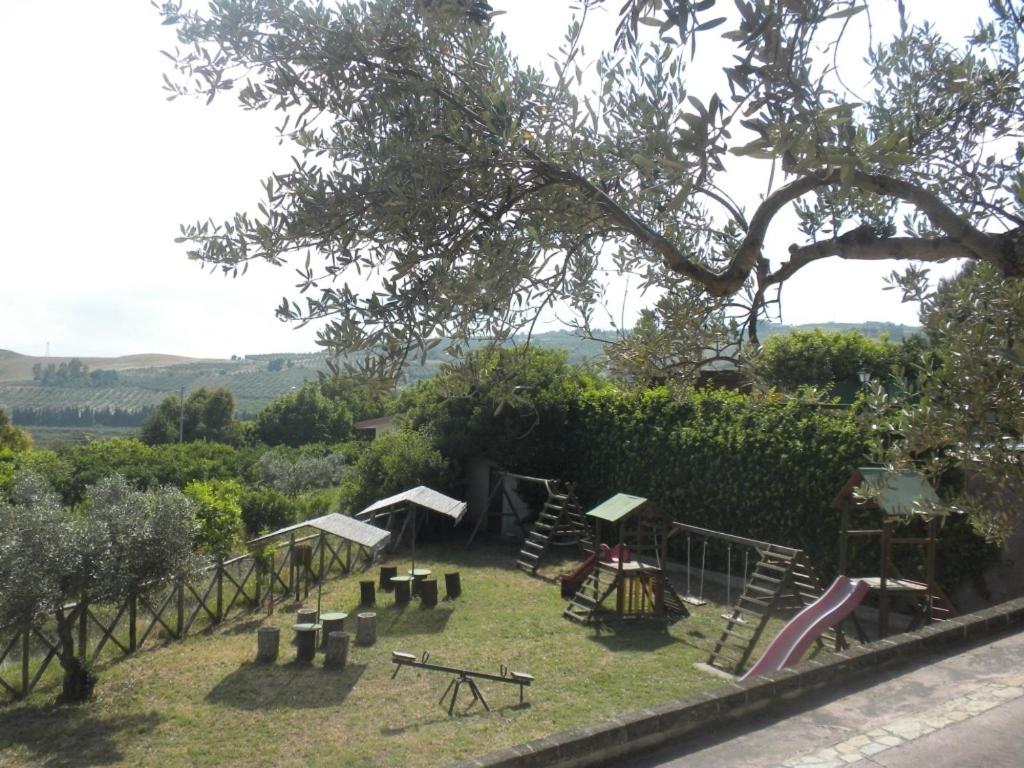 Eco-bio Agriturismo Santacinnara - Appartamento Con Tre Camere Da Letto