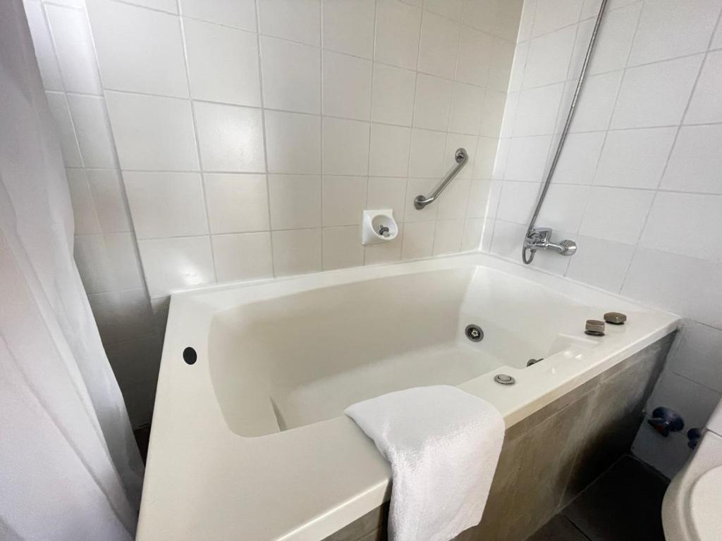 Koupelna v ubytování Gala Hotel