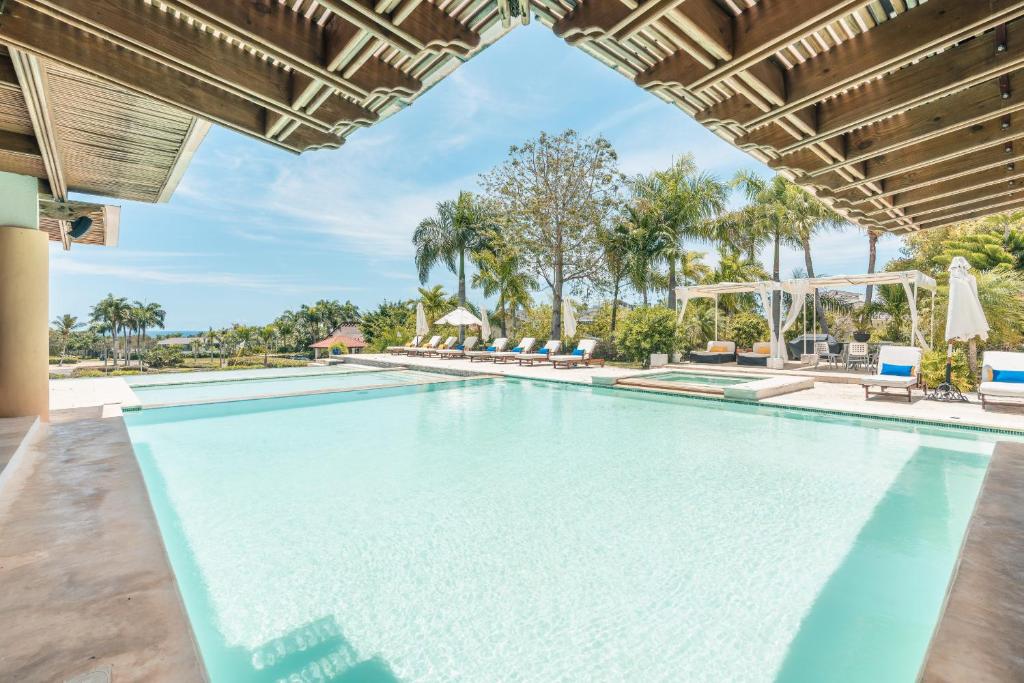 Bazén v ubytování Instant booking with style at Colinas Casa de Campo nebo v jeho okolí