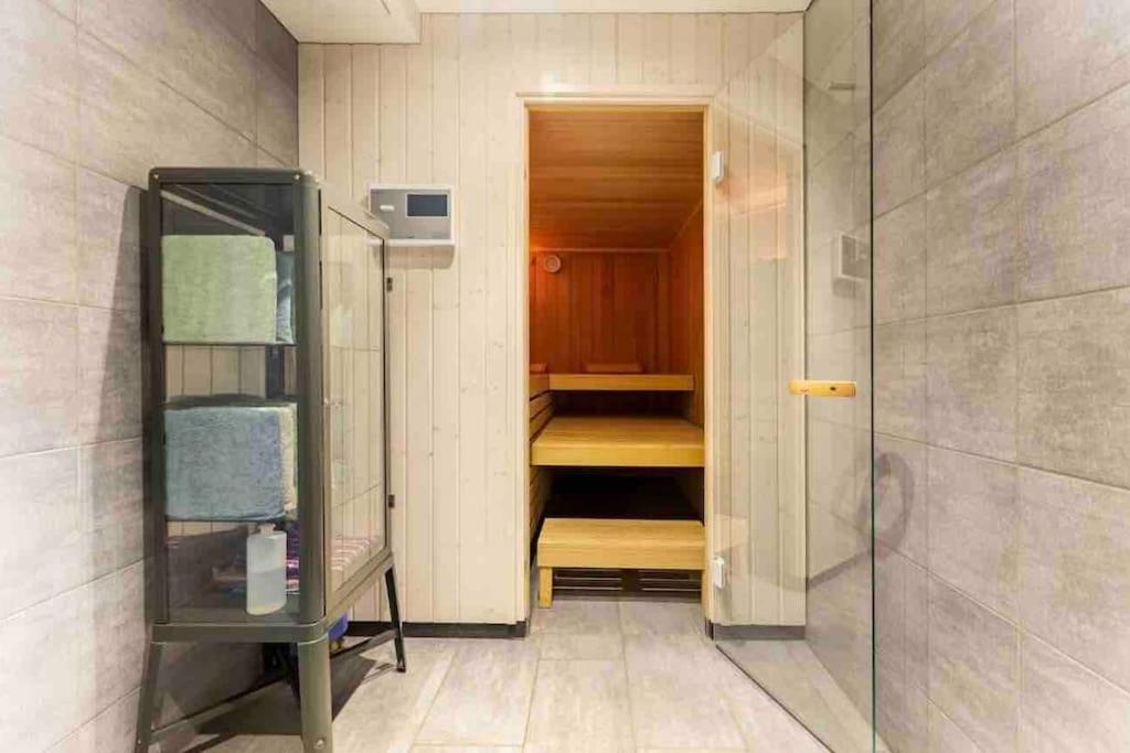 Dättlikon的住宿－Luxury Villa close to Zürich /View/Sauna/Garden，相簿中的一張相片