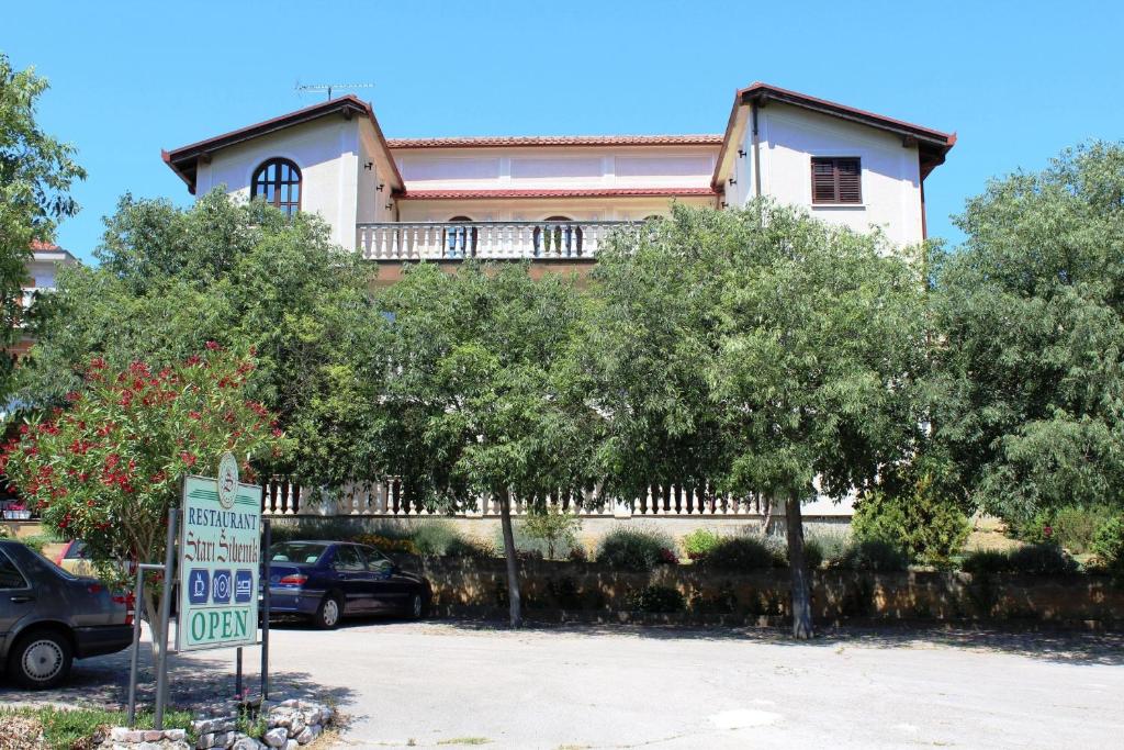 Φωτογραφία από το άλμπουμ του Apartments Stari Šibenik σε Grebastica