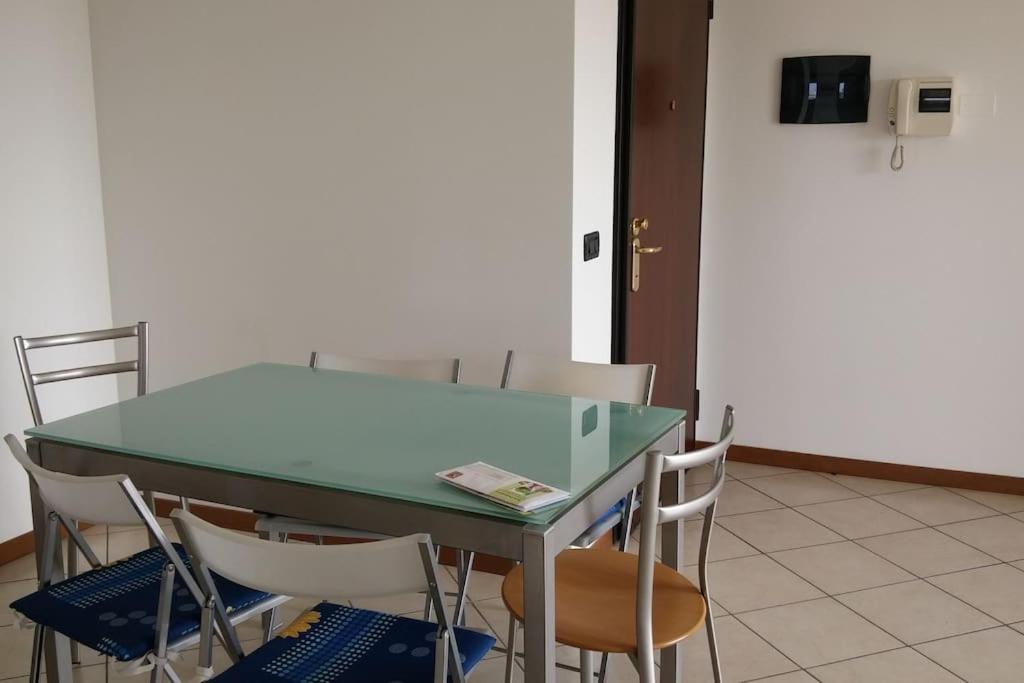 a conference room with a table and chairs at Villa4Holydays - M1 subway in Milan