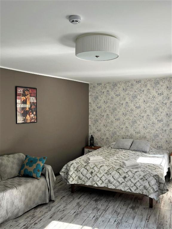 Godart Rooms Guesthouse - Quarto Duplo Com Vista Pátio