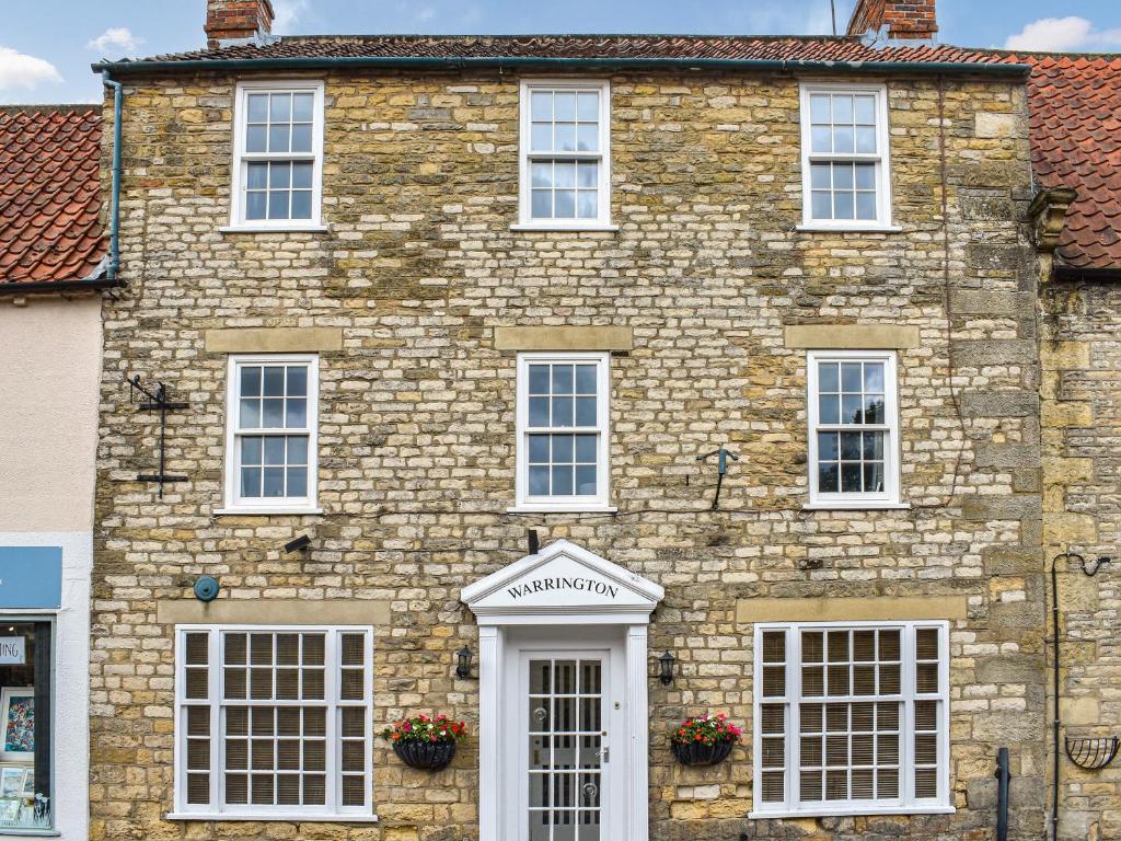 Warrington House, Thornton Dale (updated prices 2024)