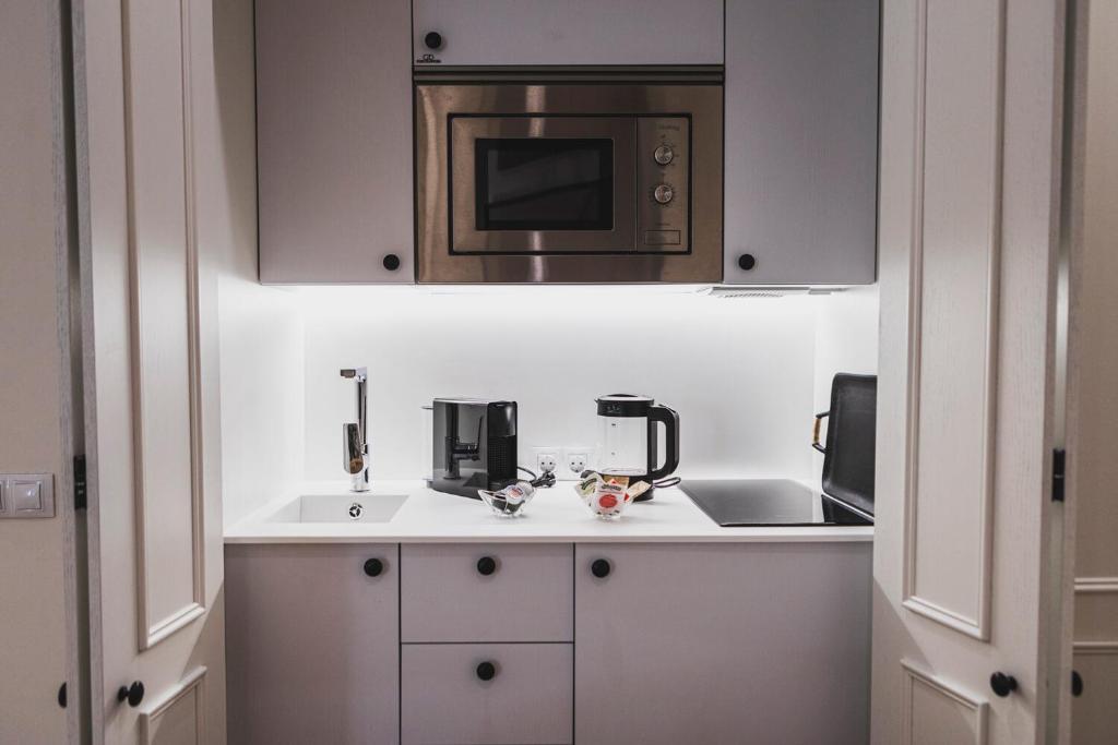 La Ermita Suites - Único Hotel Monumento de Córdoba - 3