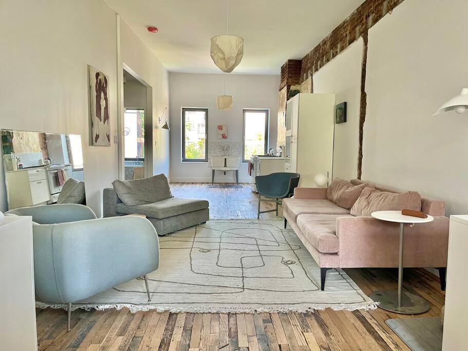 Gallery image of Deconstructed Loft in Greenpoint in Brooklyn