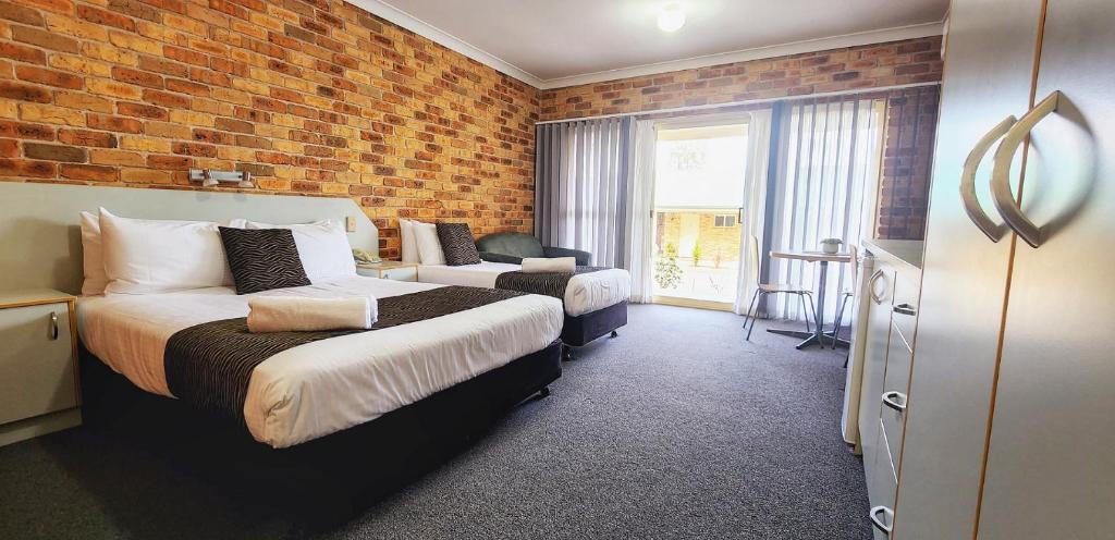 Golf Club Motor Inn Wingham - Huisdiervriendelijk - Drievoudige Kamer