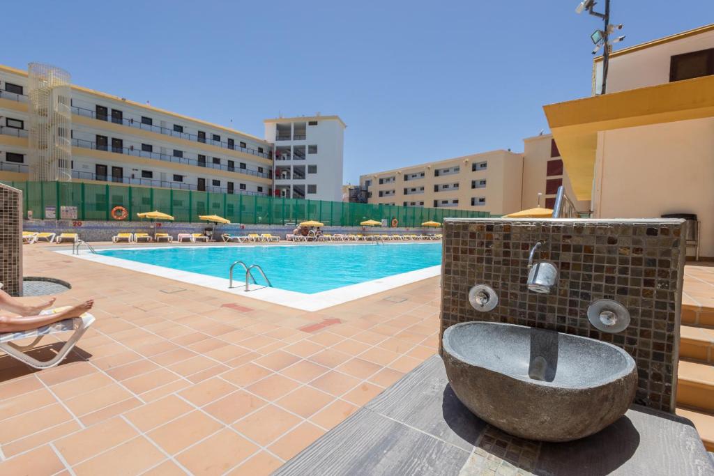Lightbooking Las Arenas Playa del Ingles, Las Palmas de Gran ...