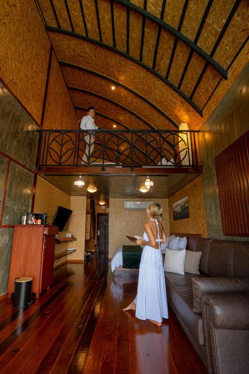 ลีฟ เลค กาญจน์ รีสอร์ท - Chambre Roi Avec Vue Sur Le Lac