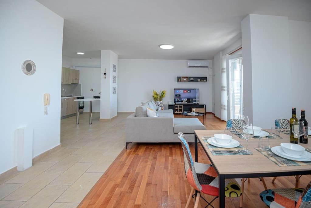 Grand View Apartment - Imazhi 4