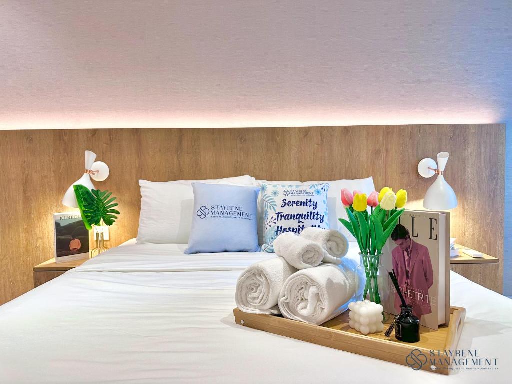 The Elysia Suites - 带阳台的公寓