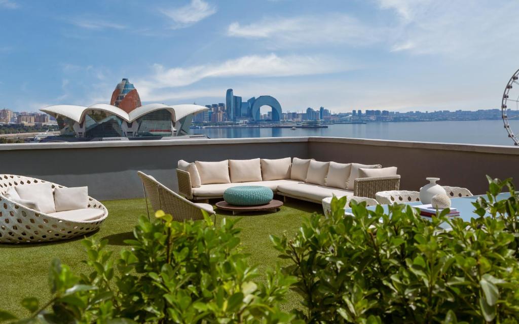 Sheraton Baku Intourist - Suite De Terraza Con 1 Rey, Vista Al Mar