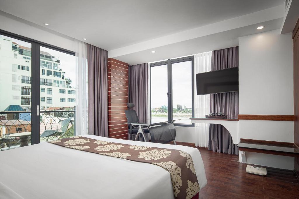 Ohana Phnom Penh Palace Hotel - Ohana住所与阳台