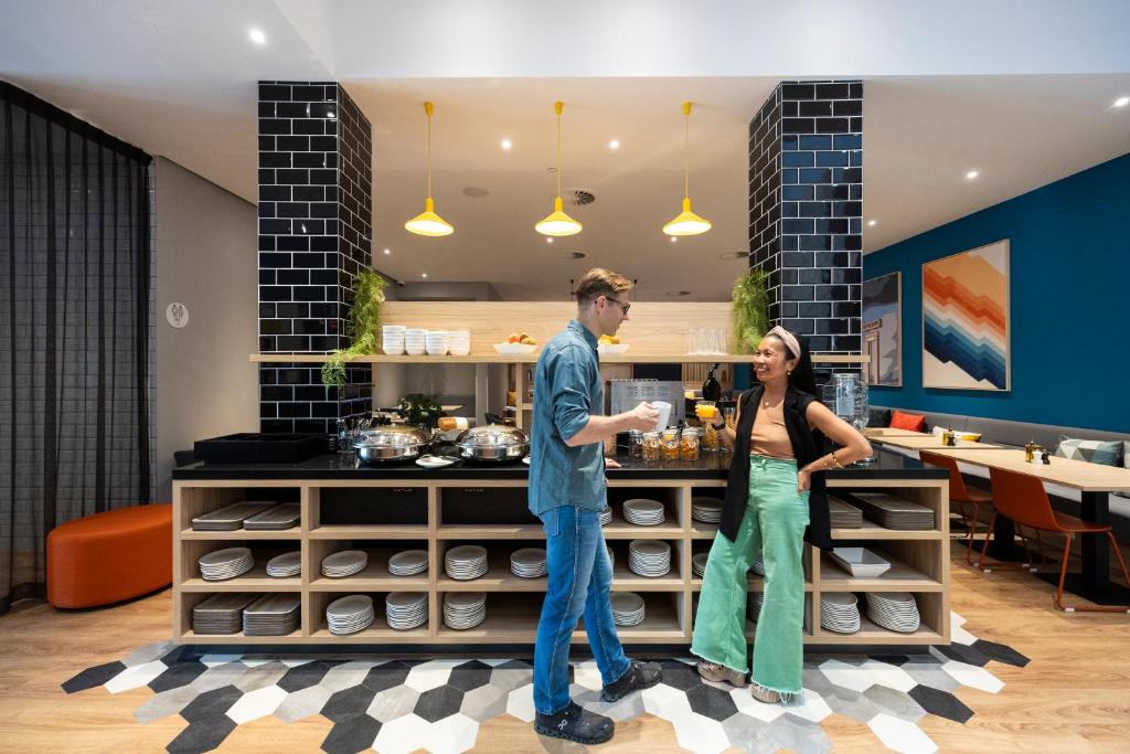 Holiday Inn Express Antwerp - City Centre by IHG - Resim 9