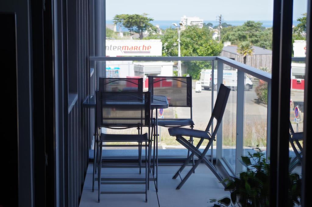 Balkón nebo terasa v ubytování Trébeurden appartement T 3 vue mer 3 ***
