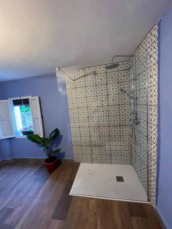 Kúpeľňa v ubytovaní Casa Rural Las Raíces, Sierra de San Vicente