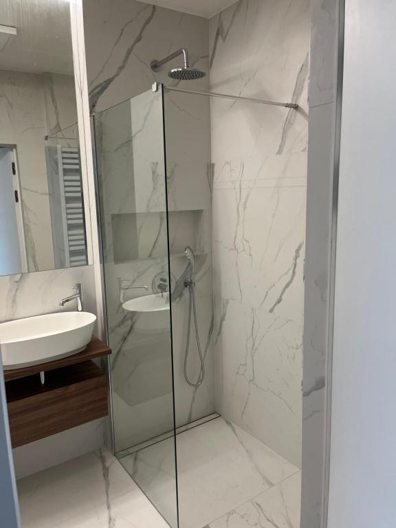 Warsaw Home Suites - 19