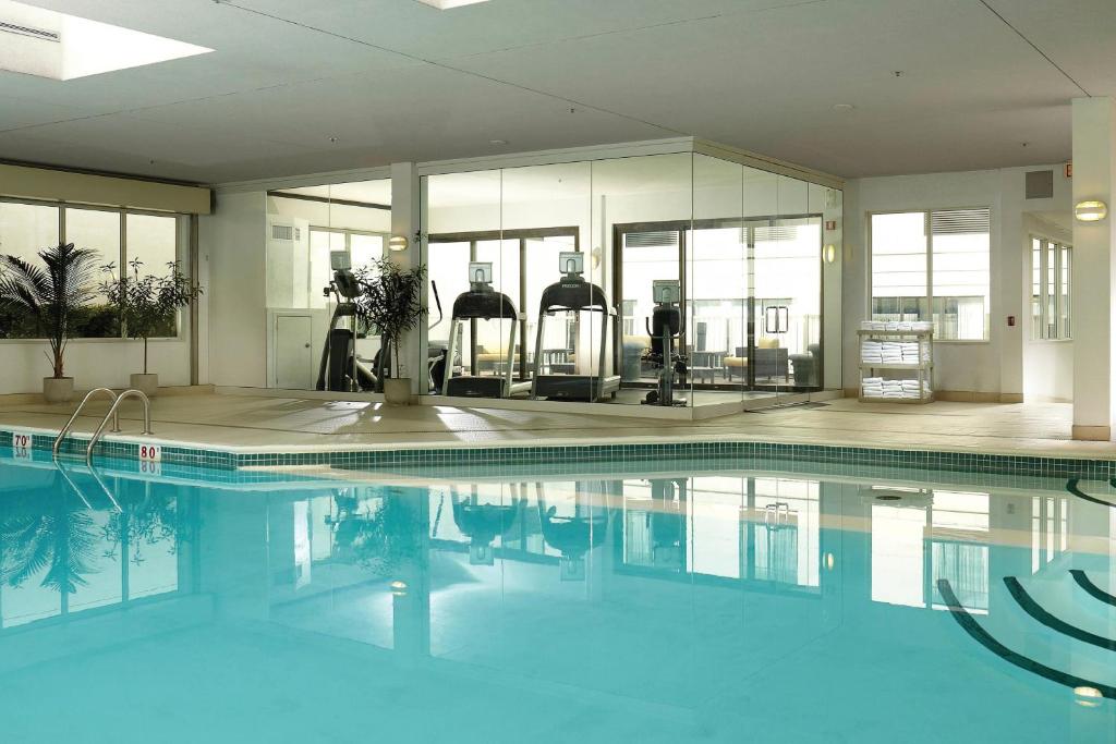 Courtyard by Marriott Ottawa Downtown - Resim 4