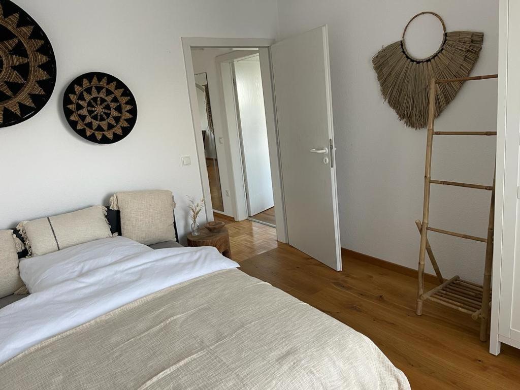 Postel nebo postele na pokoji v ubytování Ferienwohnung in Maikammer