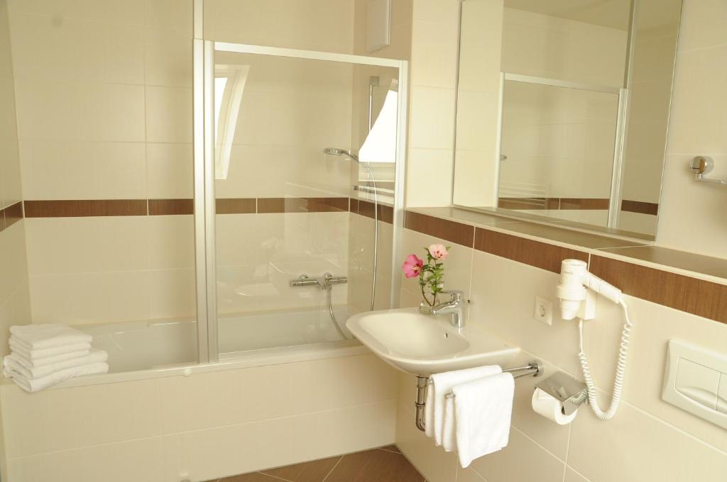 Beierleins Hotel & Catering GMBH - Double Room