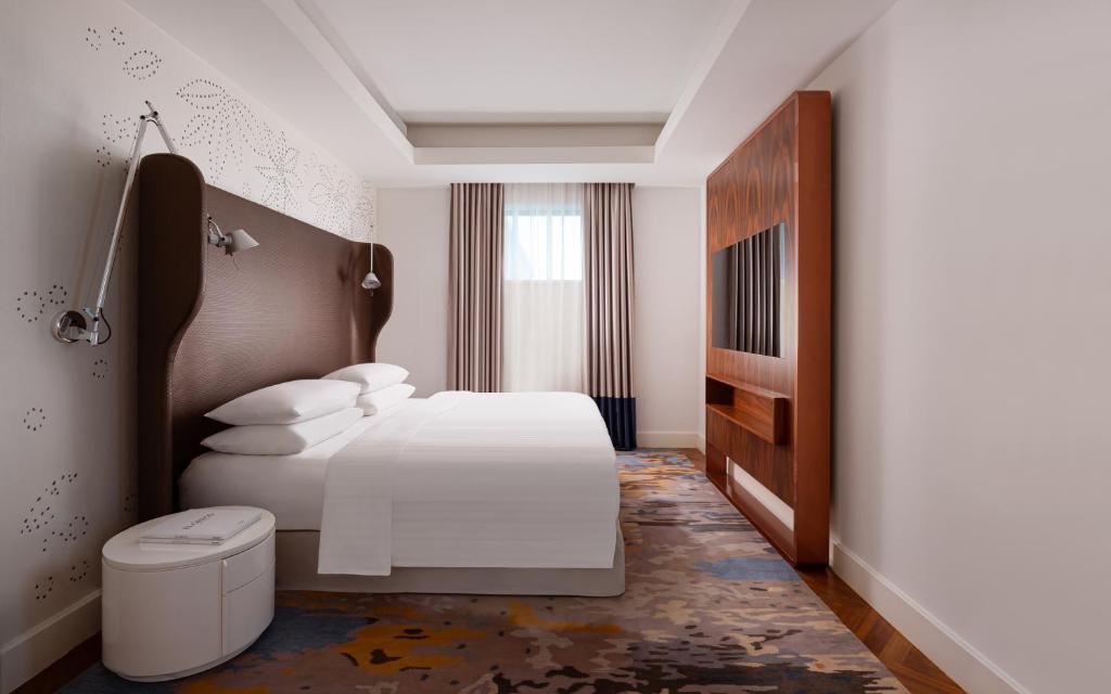 Sheraton Baku Intourist - Suite, Con 1 Rey, Vista Al Mar