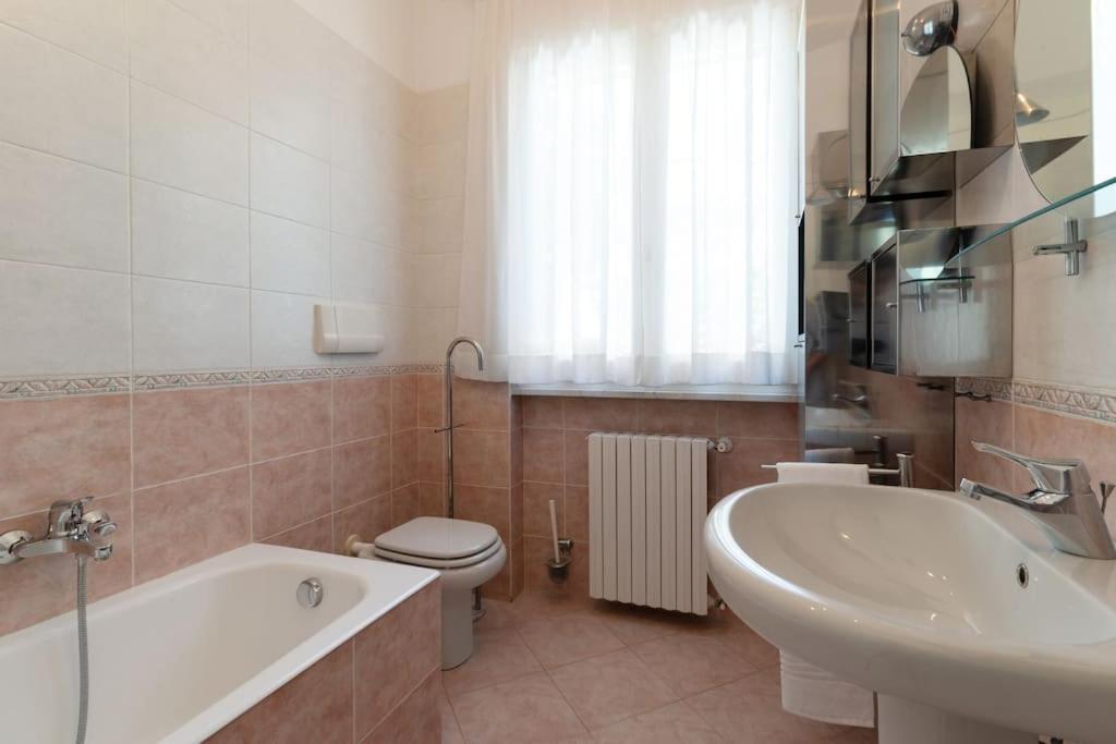 A bathroom at Casa Belvedere