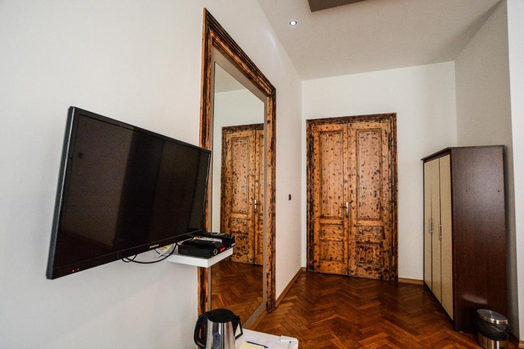 City Center Rooms - 4