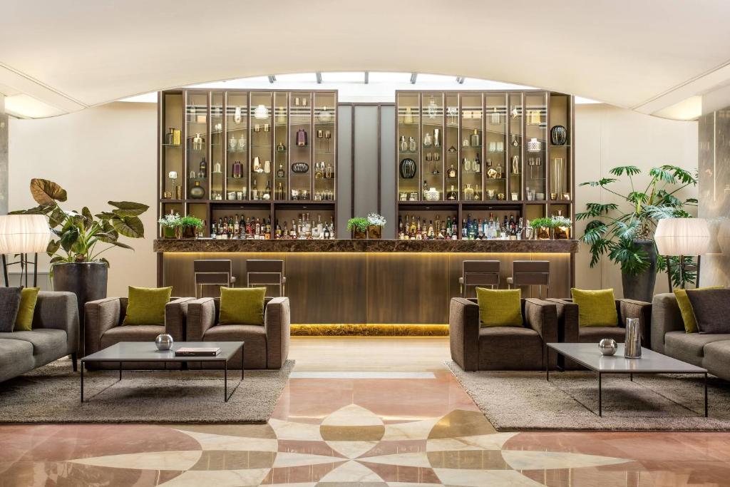 Sheraton Lake Como Hotel photo