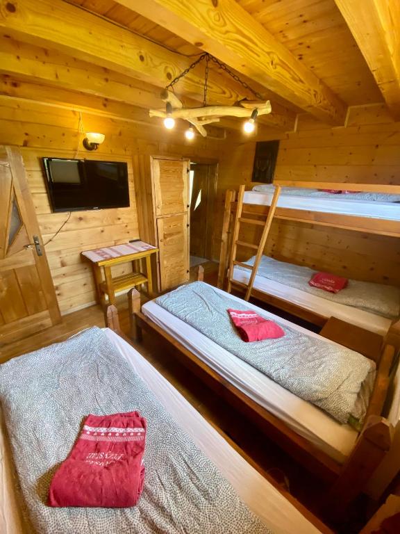 Górska Przystań - Habitación Cuádruple Con Baño