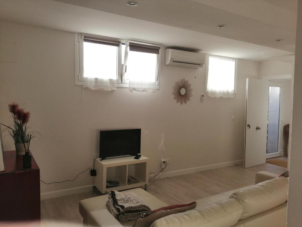Habitaciones en casas particulares Apartamento con cocina americana, baño y entrada independiente LBI00469 en Sopelana, País Vasco
