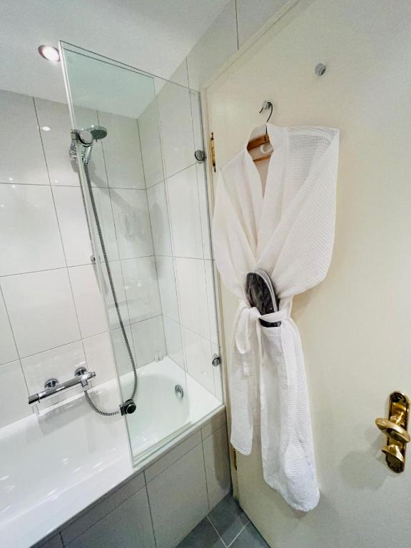 Koupelna v ubytování Hotel Sonnenberg Garni