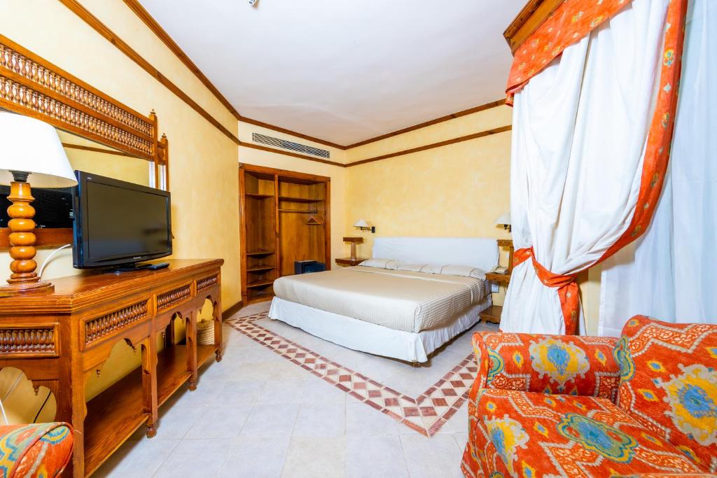 The Grand Resort - 13