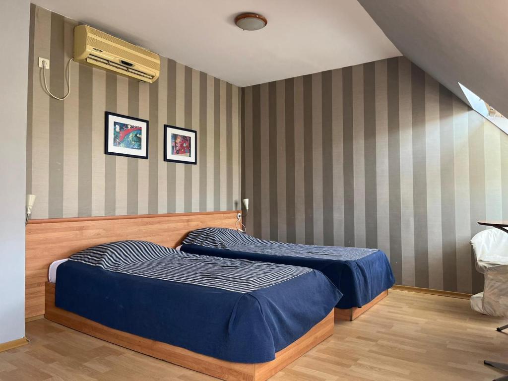 HOTEL KREDO - Habitación Doble O Gemela Con Vista A La Ciudad
