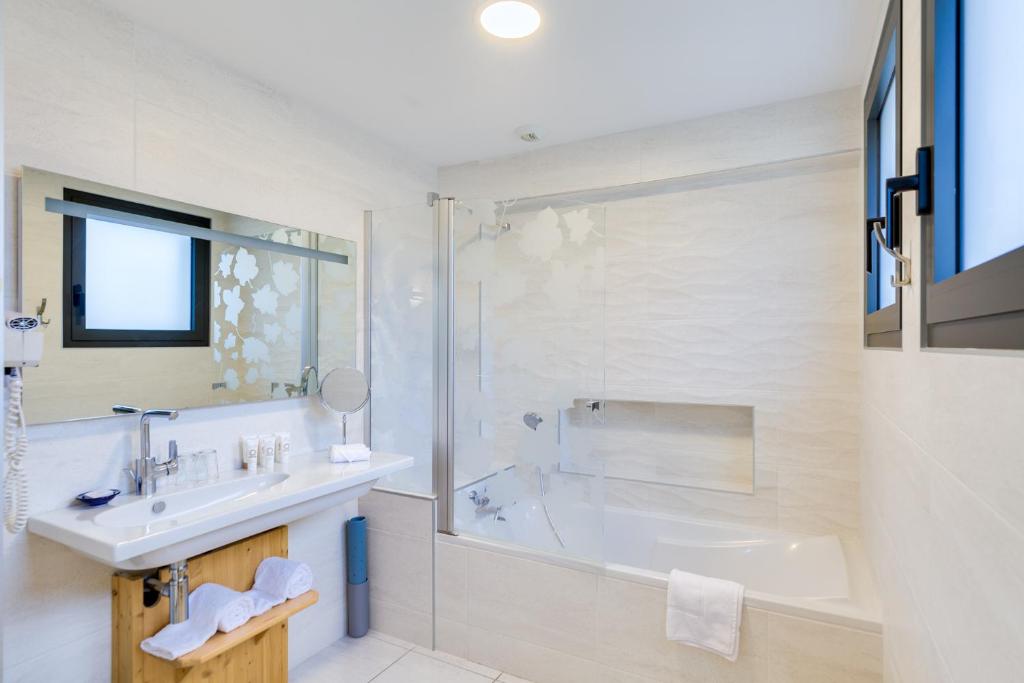 La Cachette - Comfort Double Room With Bath