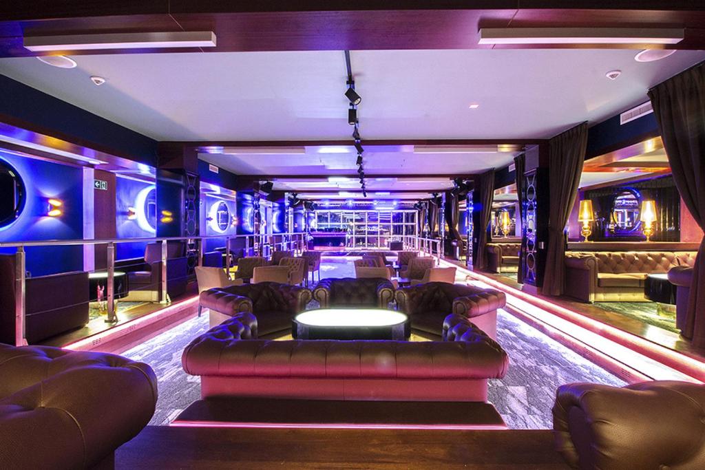 Posezení v ubytování Hotel Aquarius SPA