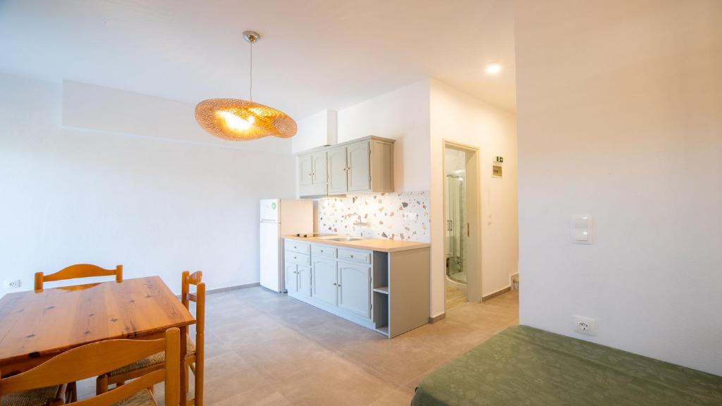 Kuchyňa alebo kuchynka v ubytovaní Horto View Suites