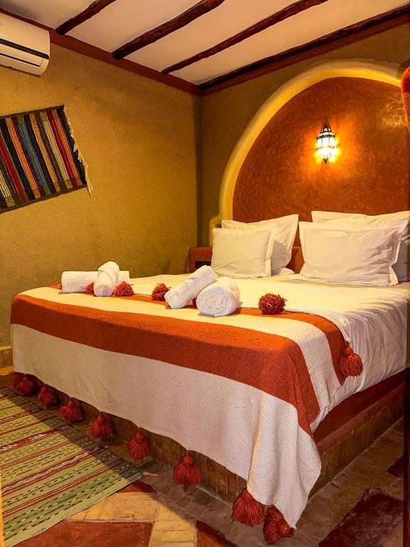 Letto o letti in una camera di RIAD AMNAY