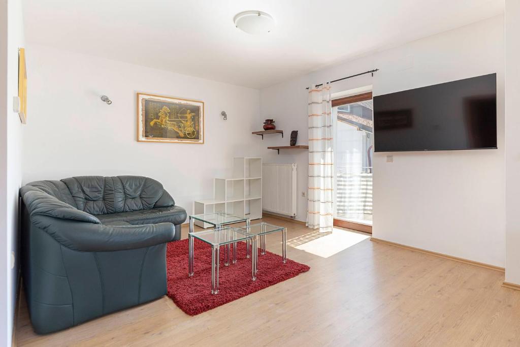 Vila ART - Apartment With Balcony