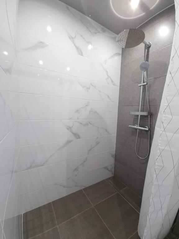 Апартаменти Жилищна сграда Орех - Appartement D'une Chambre