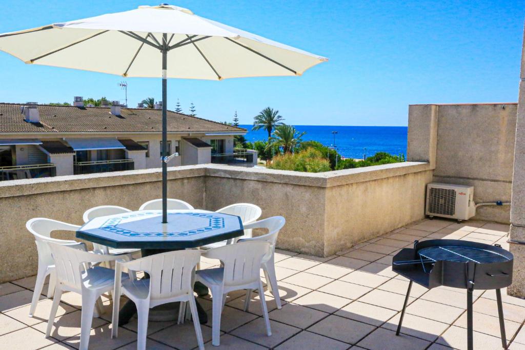 LITORAL COSTA DORADA - EDIFICIO VILLA ISABEL ático